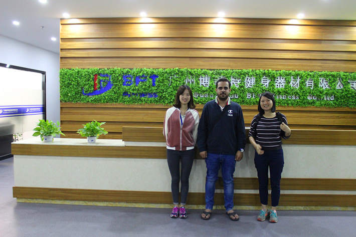 麻豆精品在线免费观看健身器械出口到沙特阿拉伯