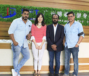 卡塔尔客户来中国找商用健身器械生产麻豆中文字幕